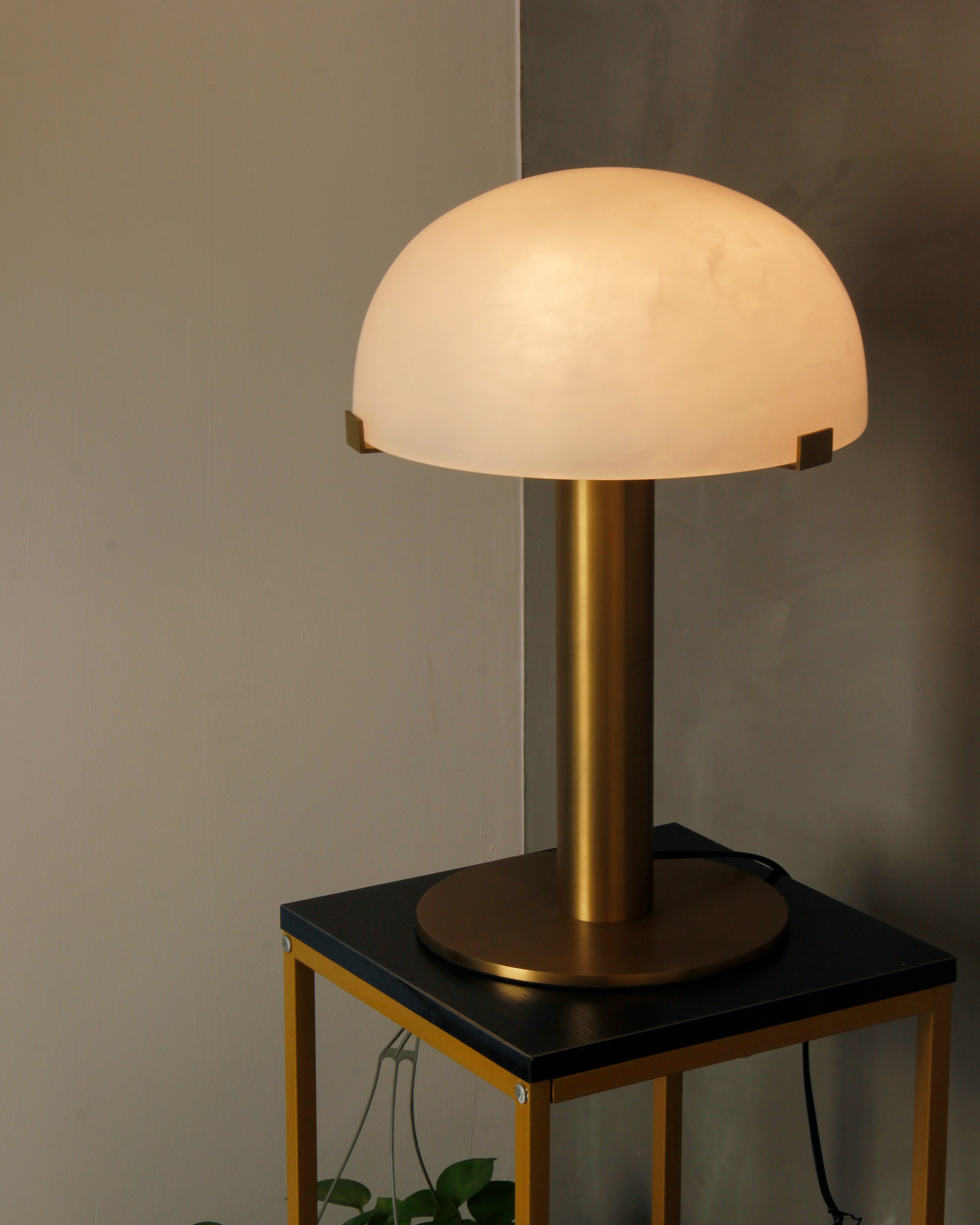 Dome Marble Table Lamp