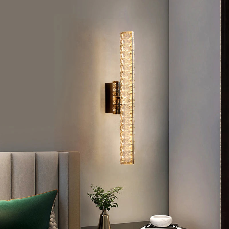 Signature 'I' Wall Light